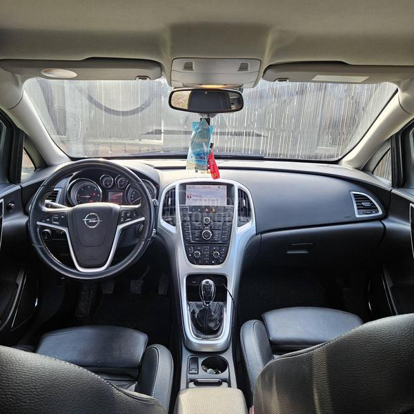 Opel Astra J 1.7