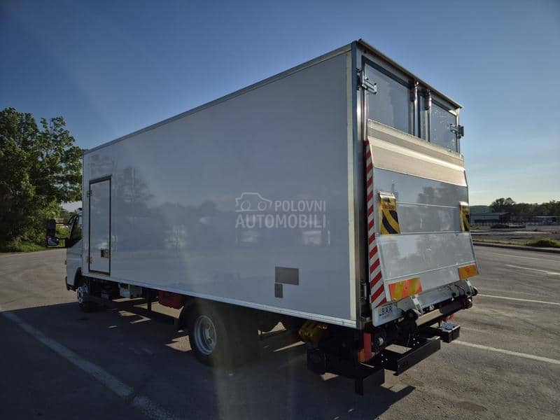 Mitsubishi Fuso Canter 9C18