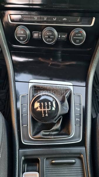 Volkswagen Golf 7 1.6TDI  HIGHLINE