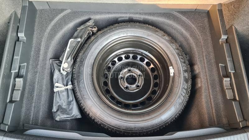 Volkswagen Golf 7 1.6TDI  HIGHLINE