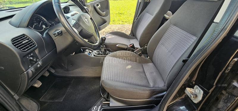 Opel Corsa C 1.2 twinport