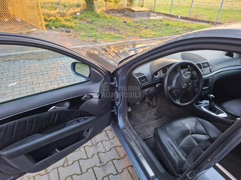 Mercedes Benz E 280 