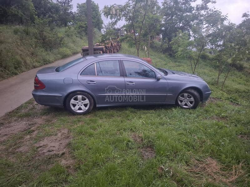 Mercedes Benz E 280 
