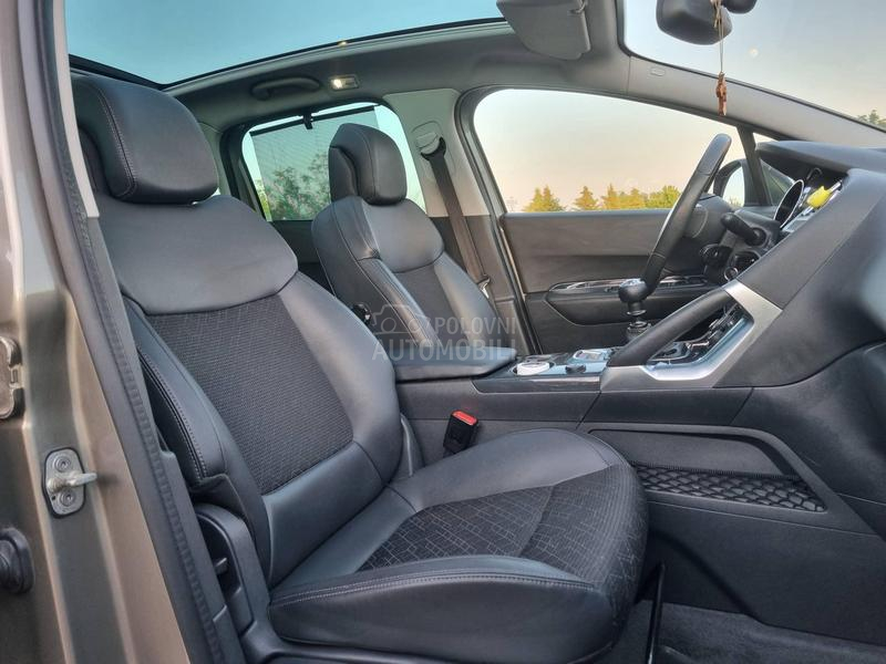Peugeot 3008 1.6HDI ALLURE