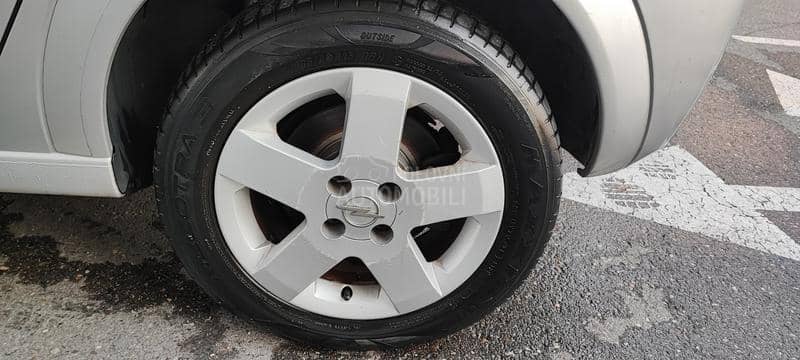 Opel Meriva 1.6 vlas