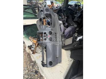 Instrument tabla za Volkswagen Caddy od 2004. do 2014. god.