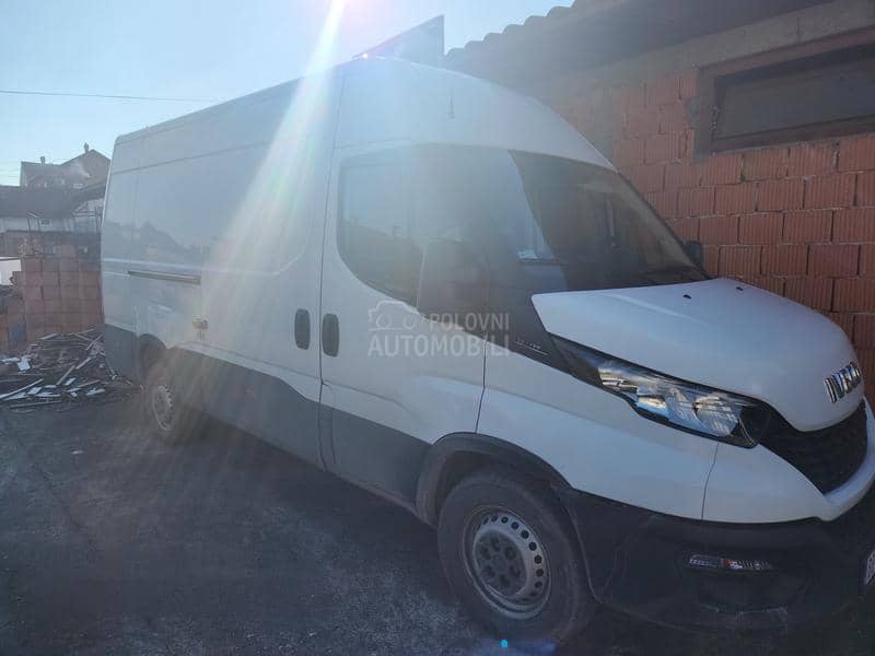 Iveco Daily 35S12  L3 H2