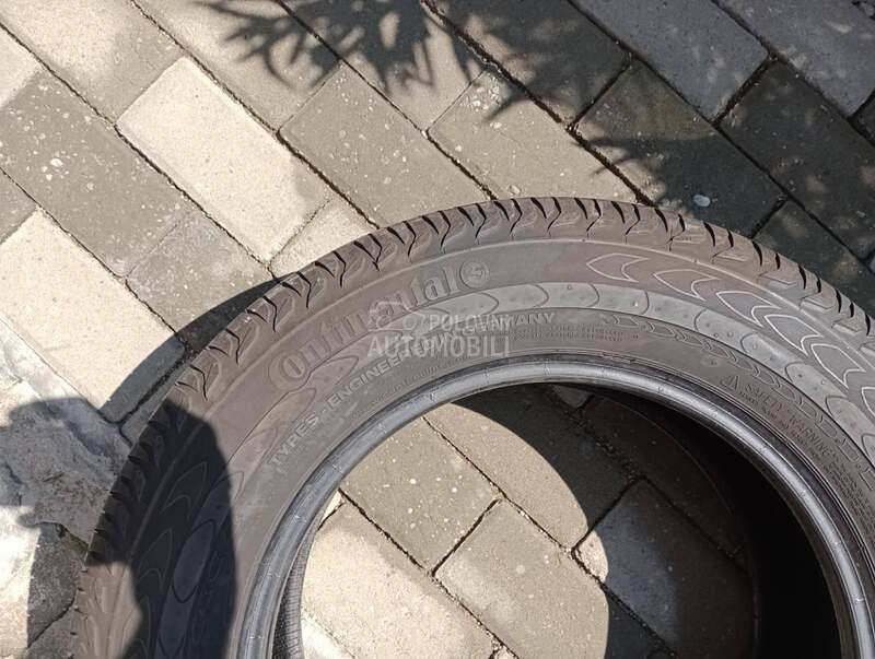 Continental 215/65 R16 Letnja
