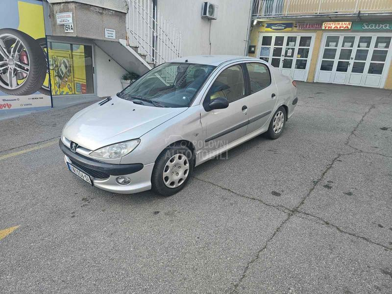 Peugeot 206 