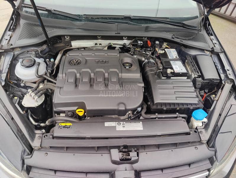 Volkswagen Golf 7 2.0 TDI dsg virtual