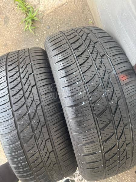 Hankook 215/50 R17 Sve sezone