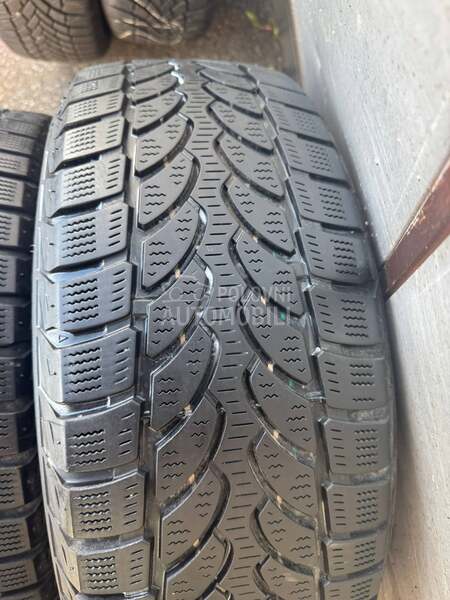 Bridgestone 215/60 R16 Zimska