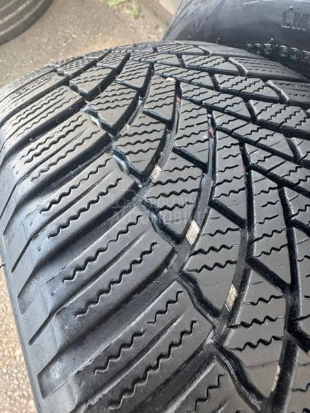 Bridgestone 205/60 R16 Zimska