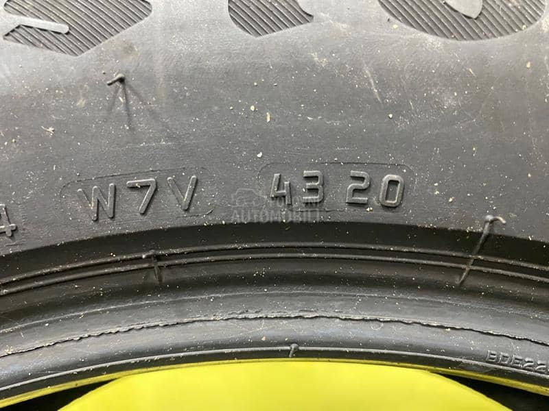 Firestone 225/60 R18 Zimska