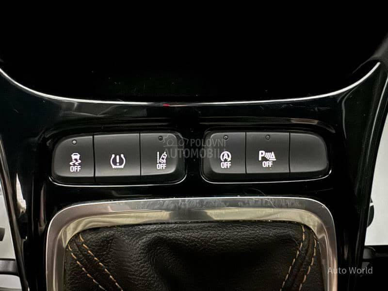 Opel Crossland X  INNOVATION BiColor