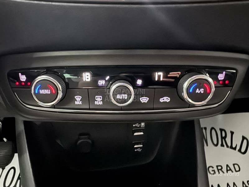 Opel Crossland X  INNOVATION BiColor
