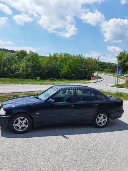 Mercedes Benz C 180 
