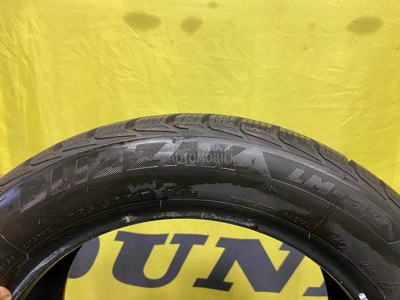 Bridgestone 225/50 R17 Zimska