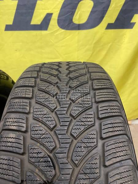 Bridgestone 225/50 R17 Zimska