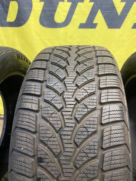 Bridgestone 225/50 R17 Zimska