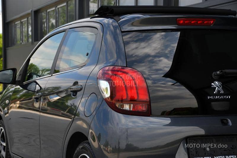 Peugeot 108 Cabrio/1.2VTi/CH