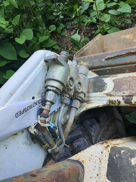 Bobcat 753