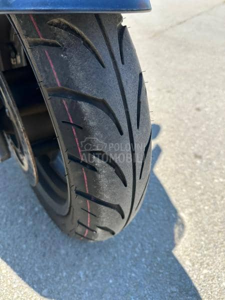 Yamaha X MAX 125 CH