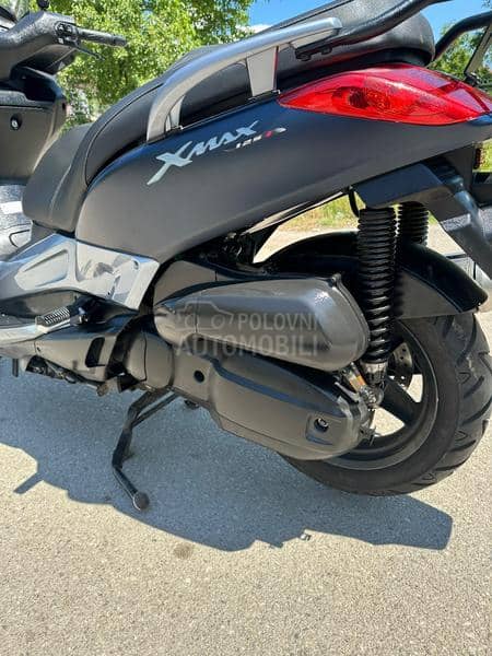 Yamaha X MAX 125 CH