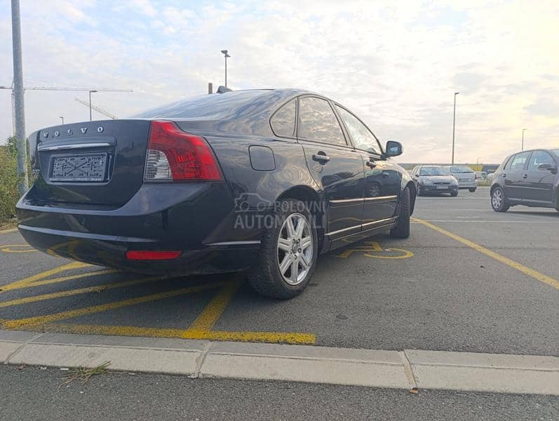 Volvo S40 
