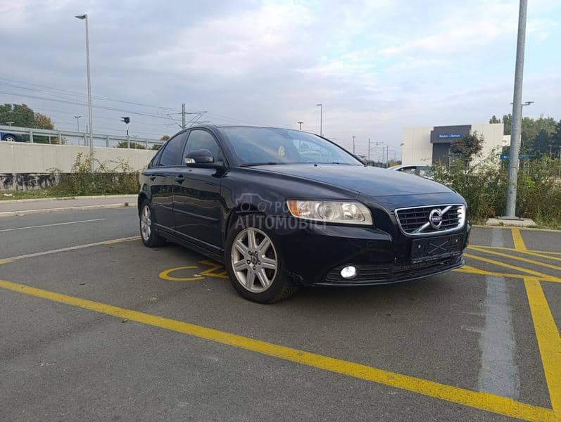 Volvo S40 
