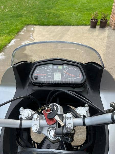 Honda Varadero 125 XL