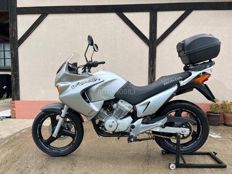 Honda Varadero 125 XL