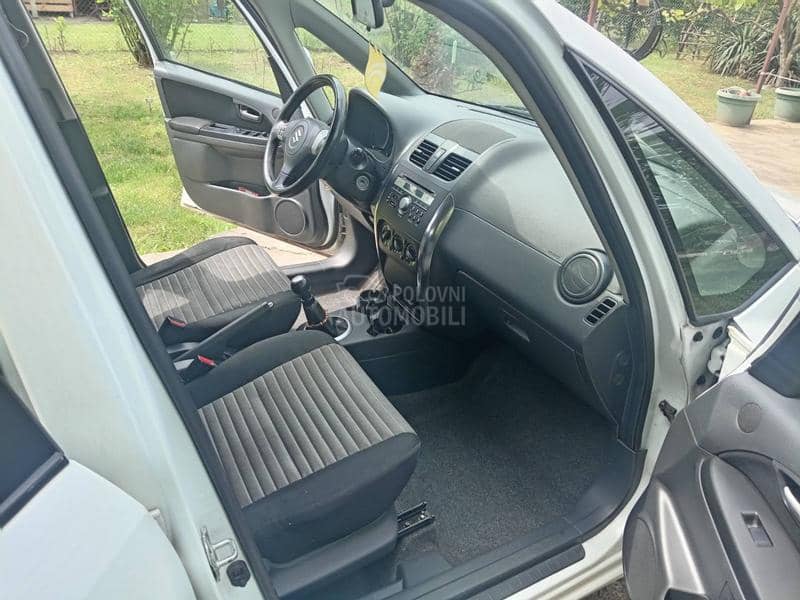 Suzuki SX4 
