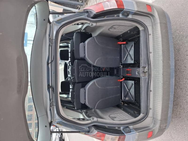 Renault Grand Scenic 1.9.