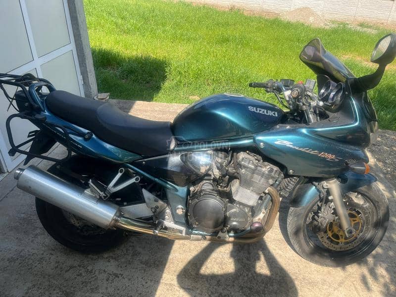 Suzuki bandit 1200s