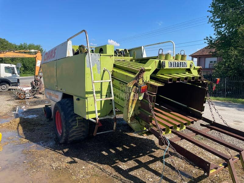 Claas QUADRANT 1200