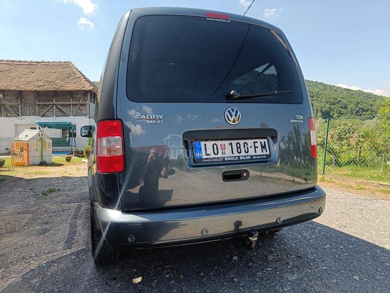 Volkswagen Caddy maksi 4x4