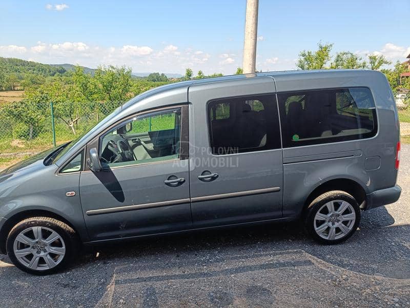 Volkswagen Caddy maksi 4x4