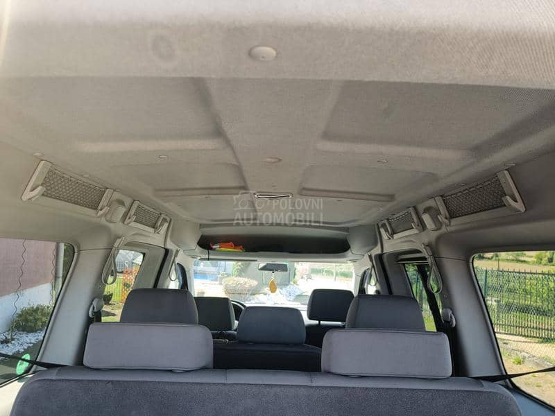Volkswagen Caddy maksi 4x4