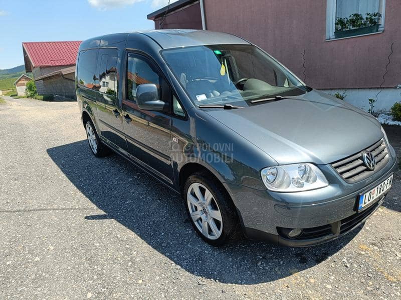 Volkswagen Caddy maksi 4x4