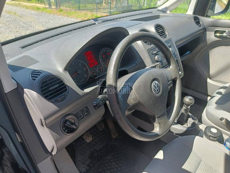 Volkswagen Caddy maksi 4x4