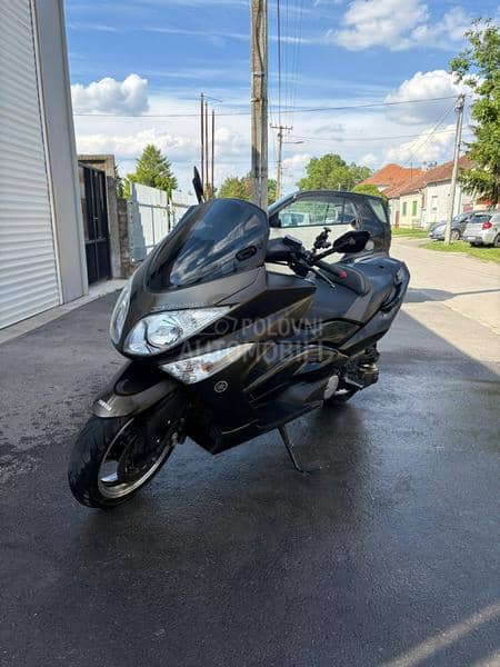 Yamaha Tmax