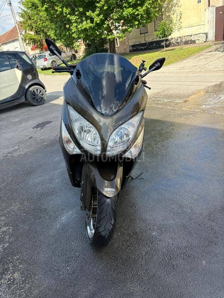 Yamaha Tmax