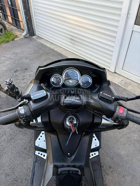 Yamaha Tmax