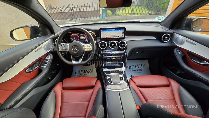 Mercedes Benz GLC 220 D 4 MATIC AMG