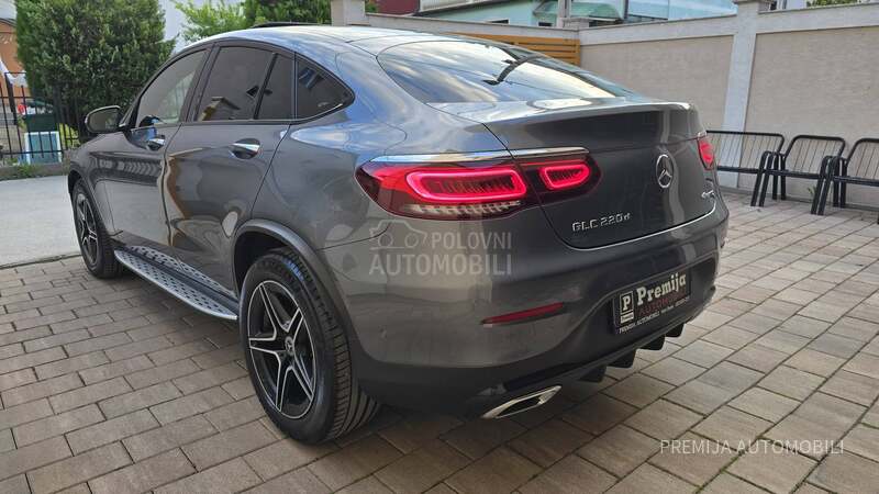 Mercedes Benz GLC 220 D 4 MATIC AMG