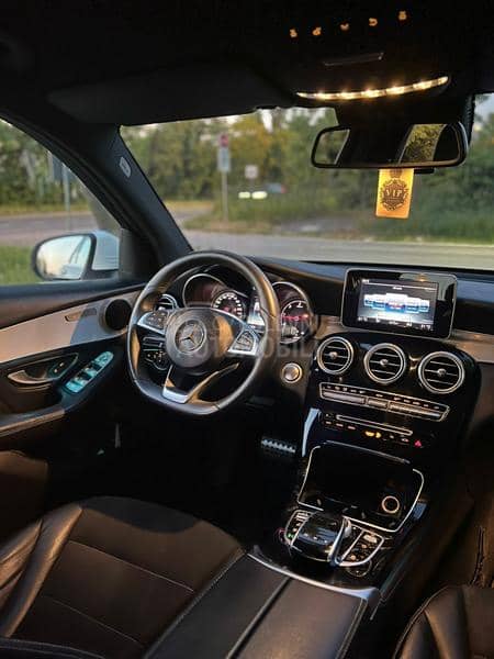 Mercedes Benz GLC 250 AMG