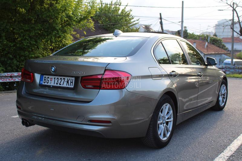 BMW 320 i