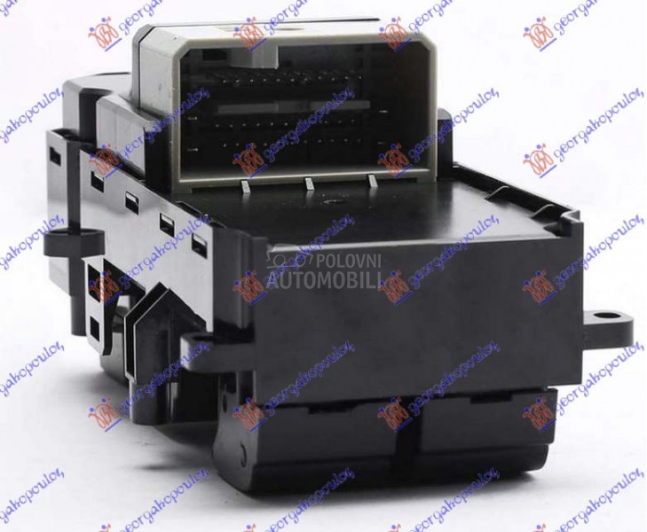 PREKIDAC U PREDNJIM VRATIMA (4