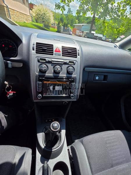 Volkswagen Touran 1.4 TSI
